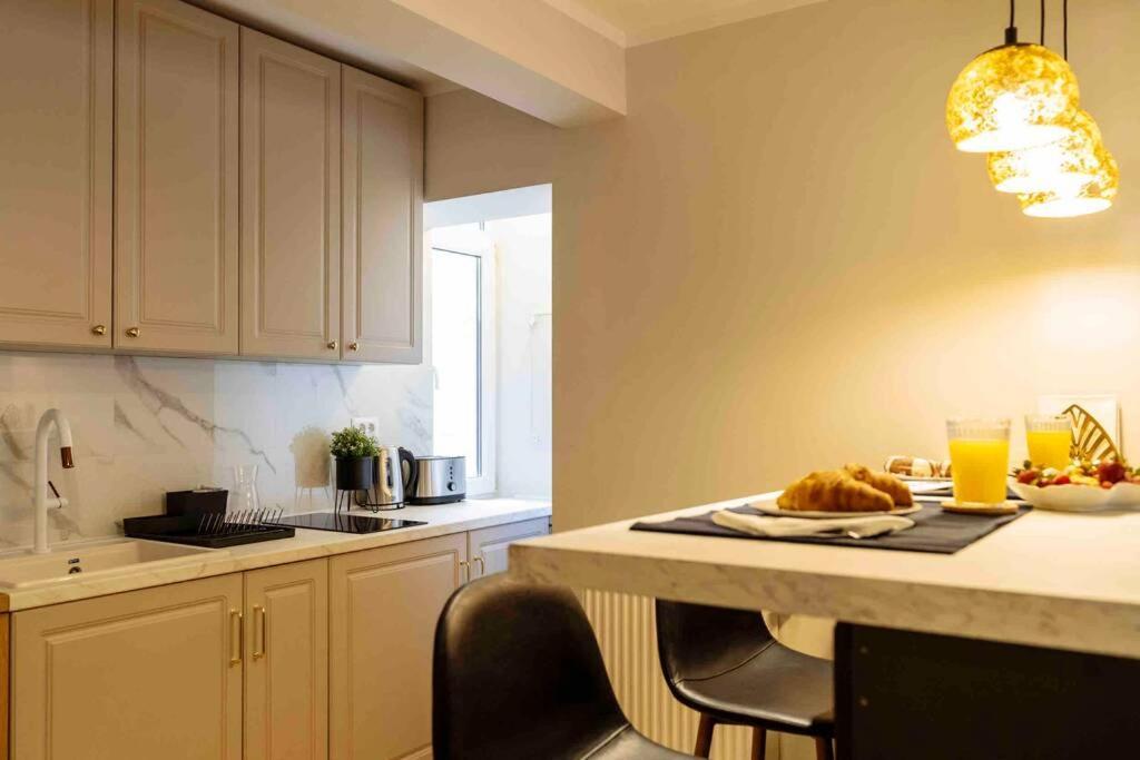 Stunning Views 2Br Intercontinental Flat Bucareste Exterior foto